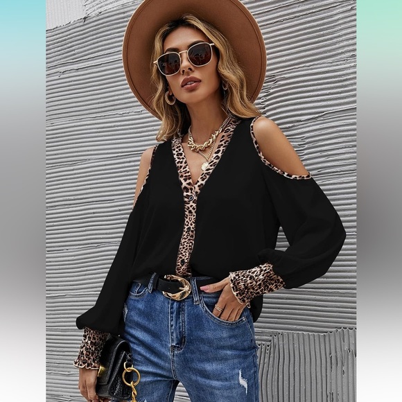 Women's Leopard Button Down Blouse - Picture 5 of 10